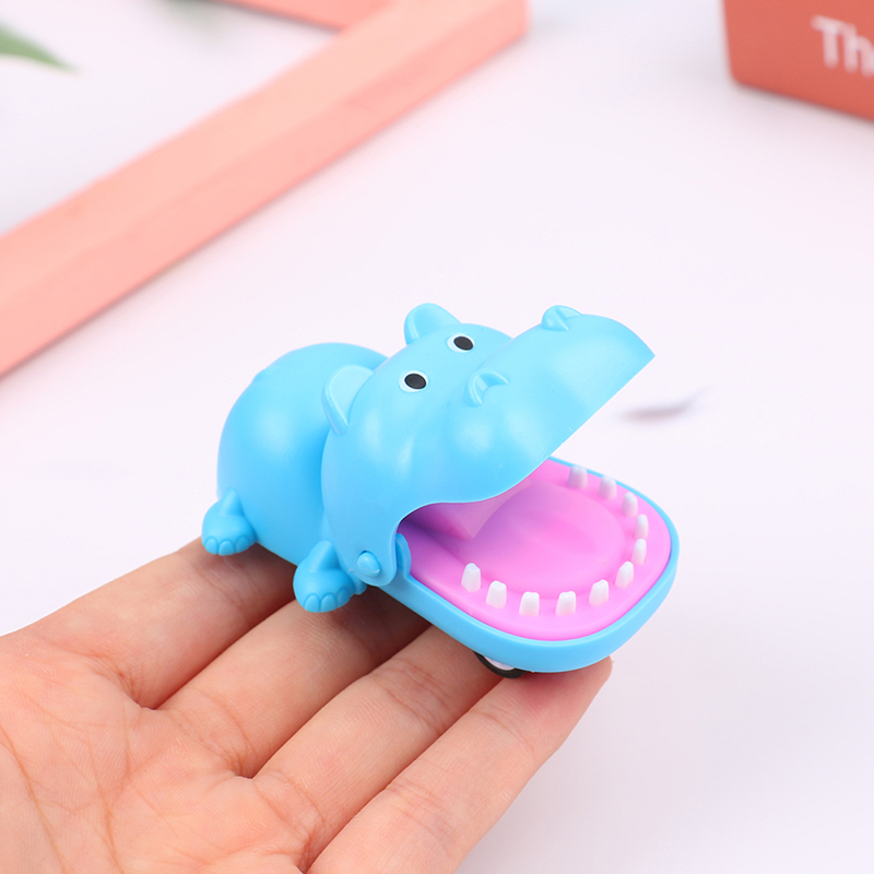 Wudi Cartoon Hippo Toy Bite Doigts Main drôle Dentist Jeu Hippo Forme  nouveauté Jouet pour Adultes Enfants Enfants Famille Jouer Cadeaux de Noël  Fun Bleu : : Jeux et Jouets