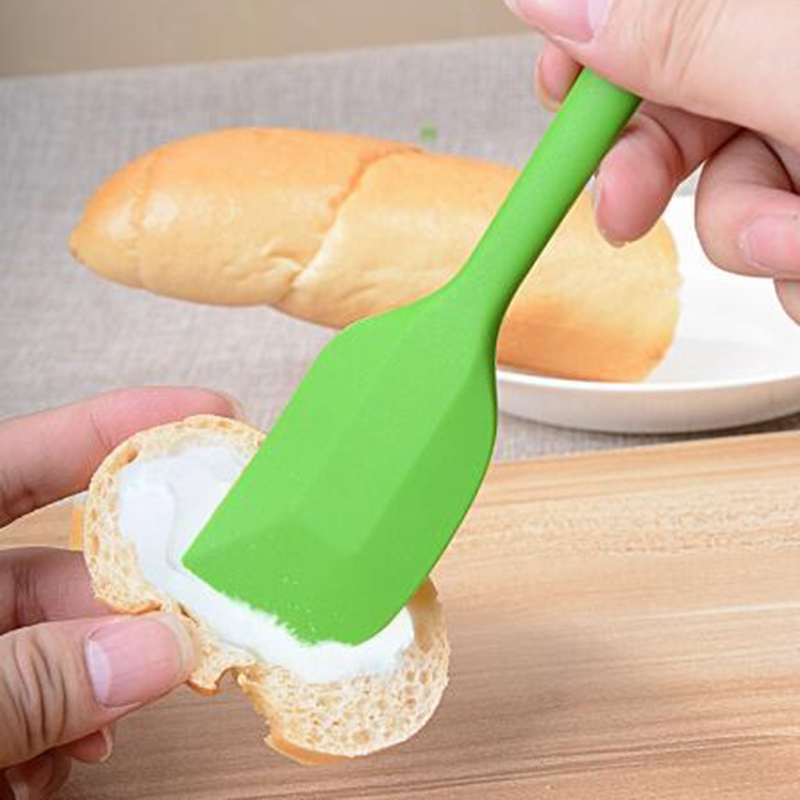 non-stick-silicone-spatula-heat-resistant-seamless-rubber-cake-scraper