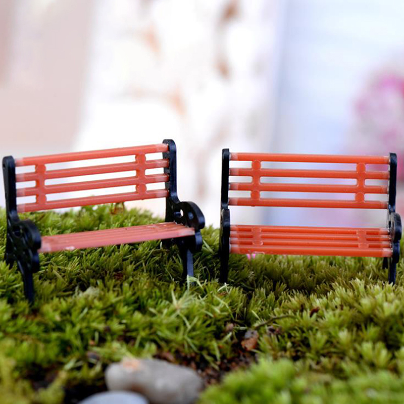 Mini shop outdoor bench