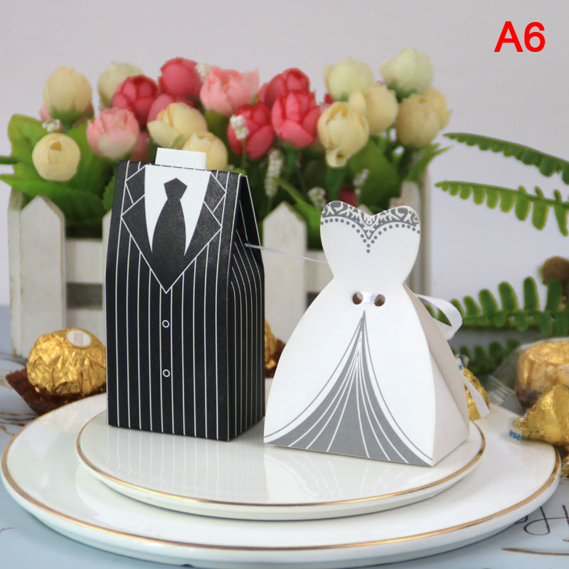 20pcs/lot Bride and Groom Dresses Wedding Candy Box Gift Bags DIY Wedding De F❤❤
