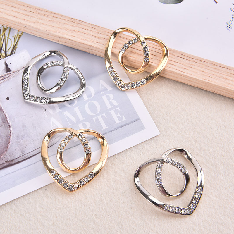 8 Stück T-Shirt Clips Damen - Schal Ringe & Kleidungs Schnallen