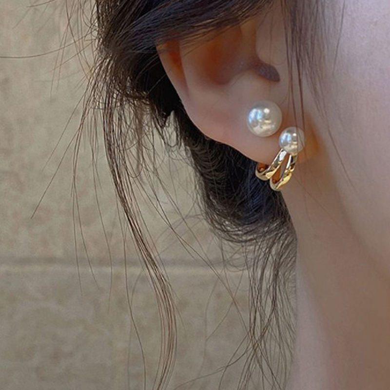 Simple pearl earrings sale